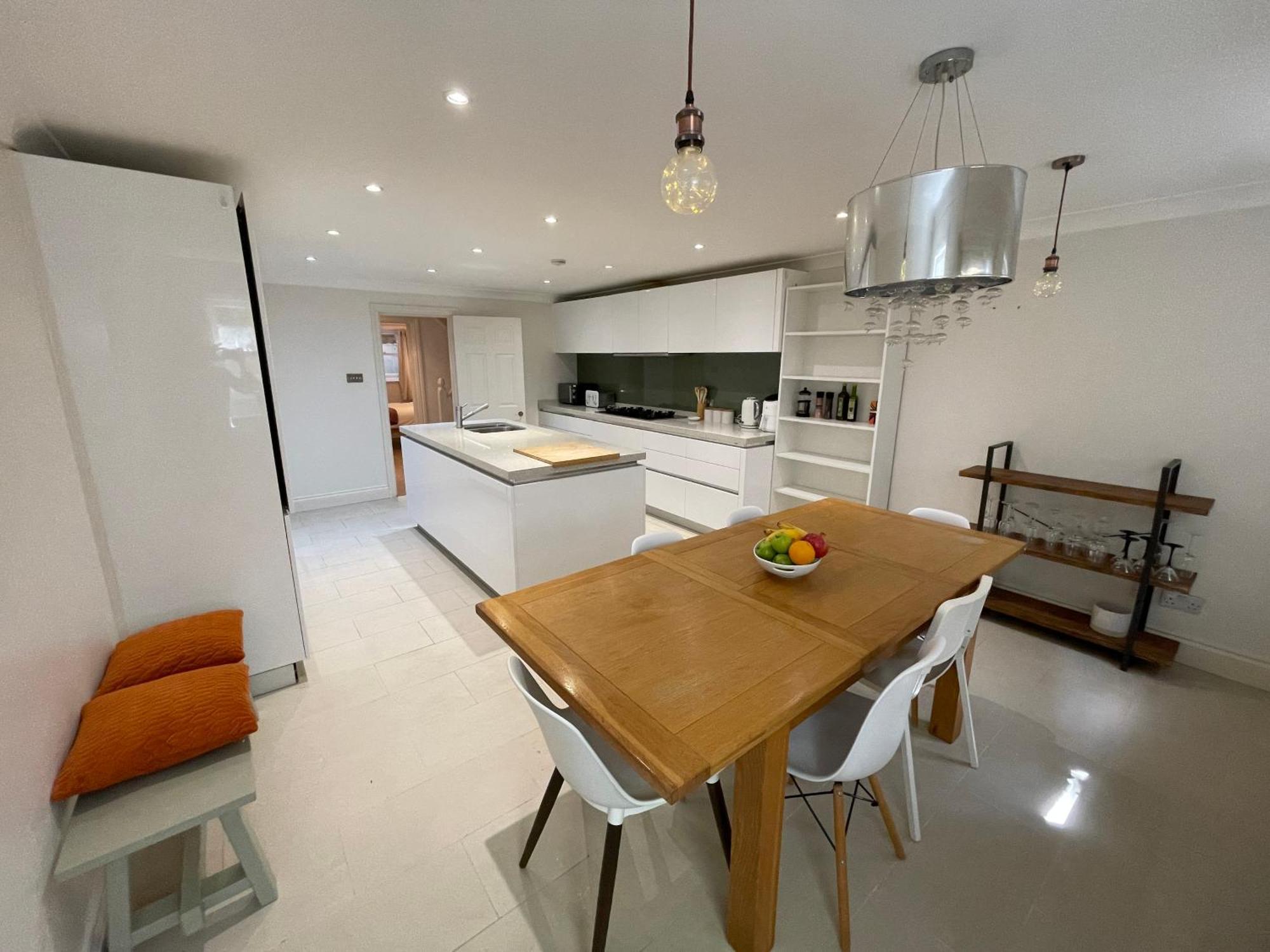 5 Bed House - Fancy - Sleep Up To 12 - Central London Eksteriør billede